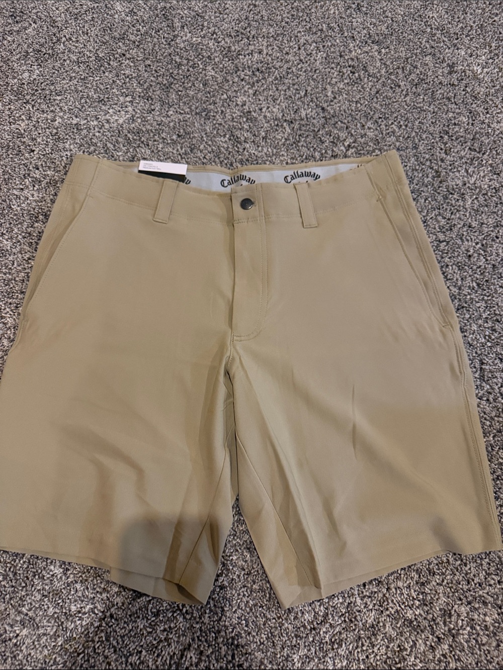 Callaway Men's Tan Flat-Front Golf Shorts